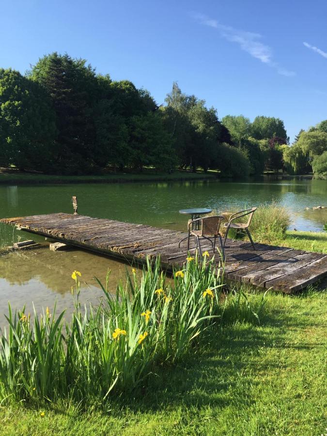 Domaine D'Aveluy Bed and Breakfast Esterno foto